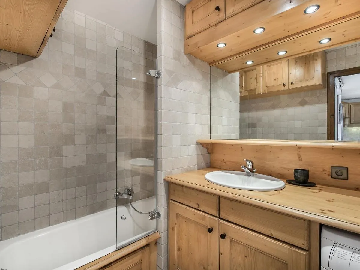 Appt 1 Chambre Avec Parking Et Ascenseur Pres Des Pistes A Megeve - Fr-1-453-93